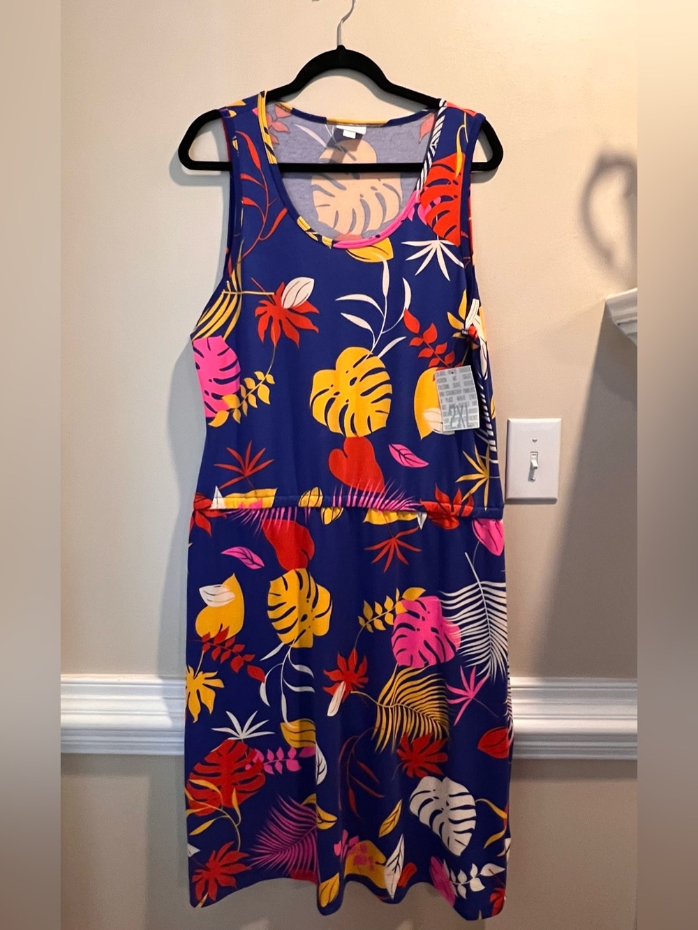 NWT, LuLaRoe Hawaiian Tropical Leaf Print, Tank dress, 2XL